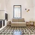 Palazzo Flora Bed & Breakfast 3*