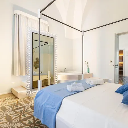 Bed & Breakfast Palazzo Flora 3*