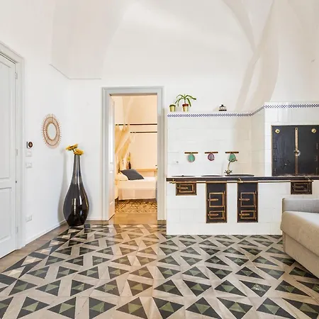 Palazzo Flora 3* Collepasso