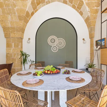 Palazzo Flora 3* Collepasso