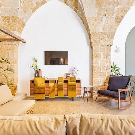 Bed & Breakfast Palazzo Flora 3*